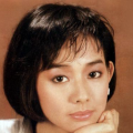 扒胸